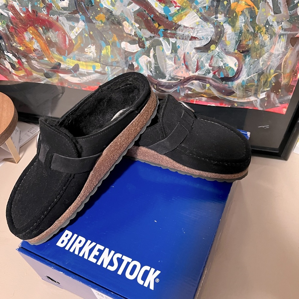 Birkenstock Black Buckley Shearling lined Clog size 38 or size 7 NWB